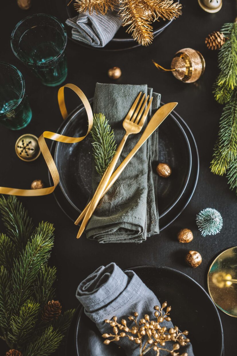 Christmas Table Setting In Dark Christmas Table Setting In Dark
